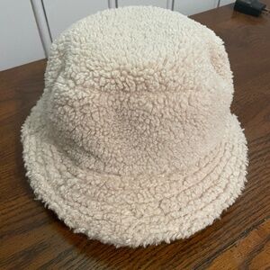 Urban outfitters bucket hat